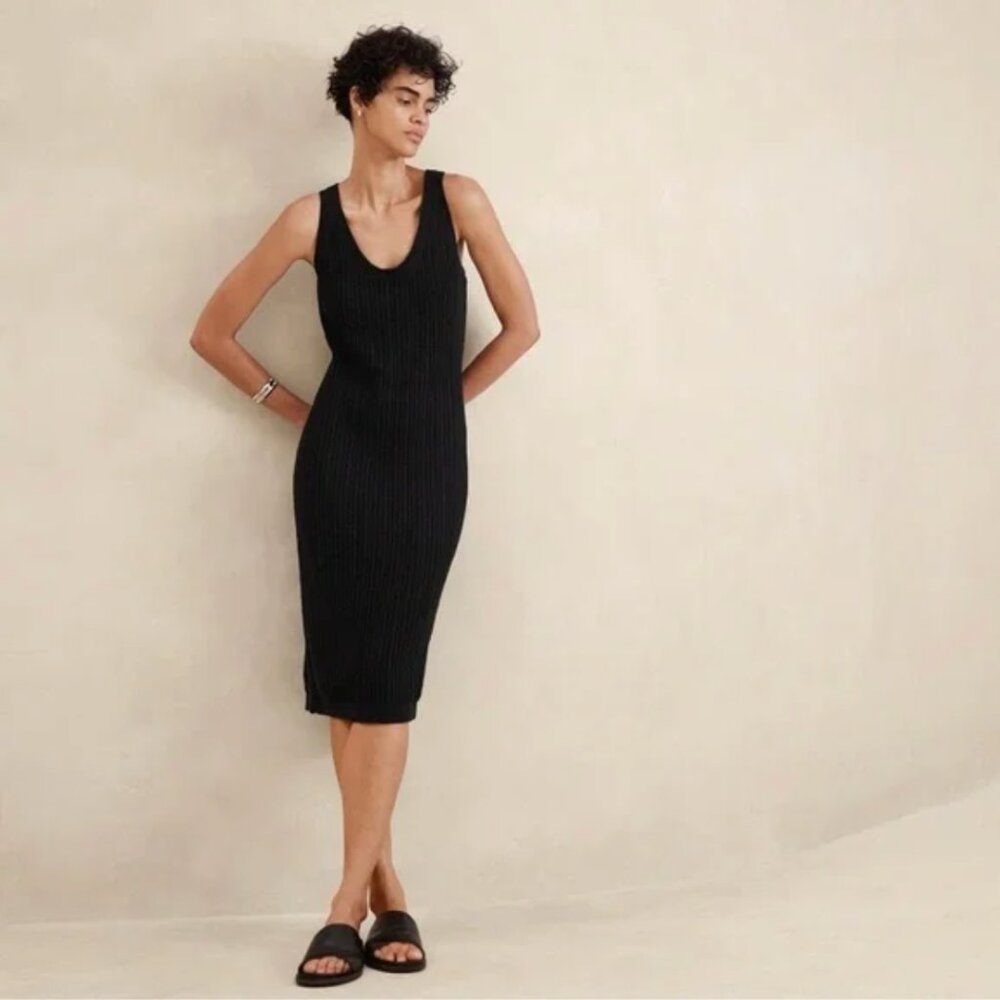 Banana Republic Crochet Midi Sweater Dress (Black - Size Large)